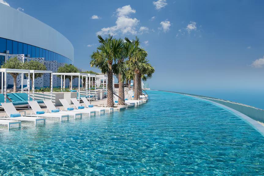 Best infinity pools in Dubai for luxurious lounging