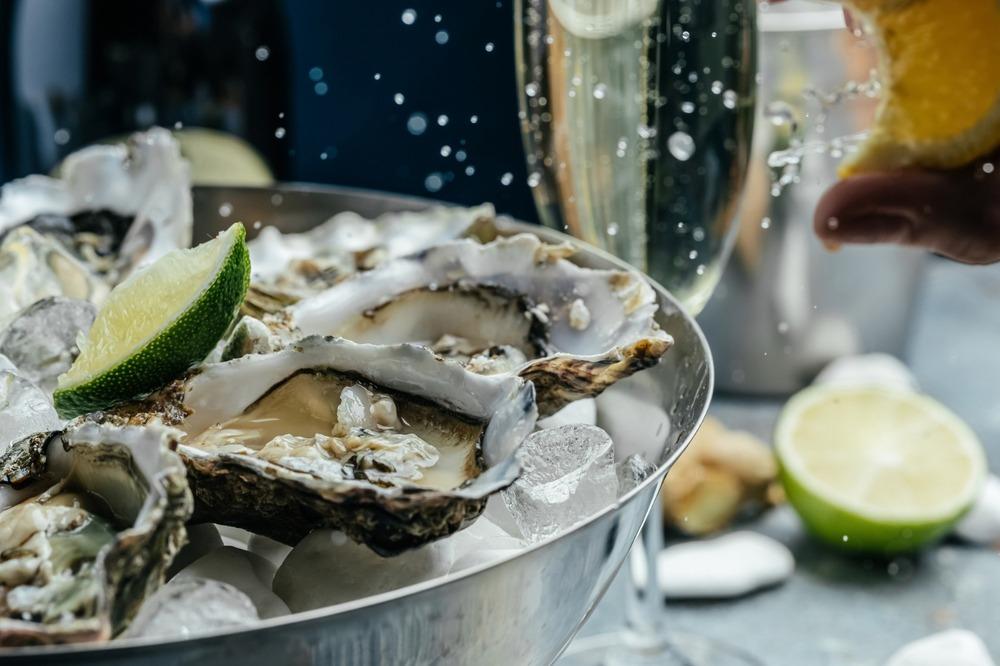This is where you can eat the best Oysters in Dubai!