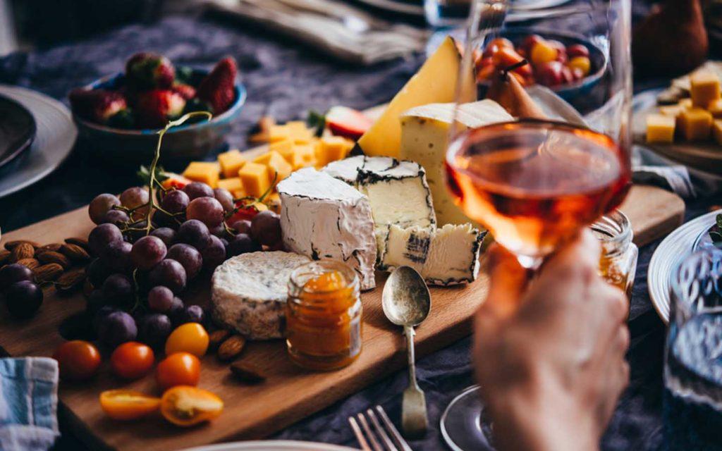 Brie with your boo: Cheese and grape date night ideas in Dubai