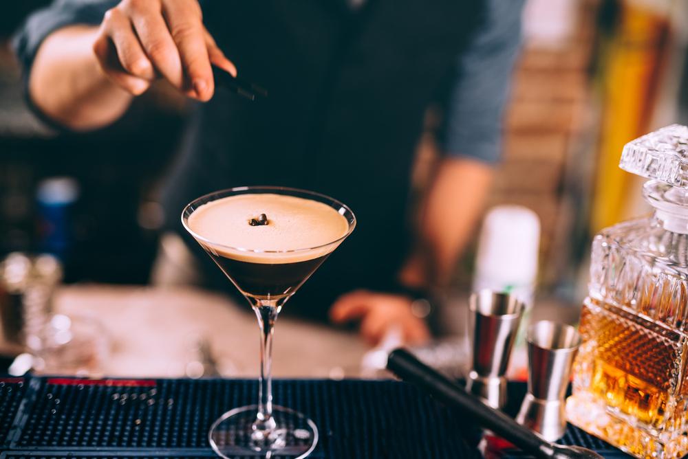 Best bars to have these 5 classic cocktails in Dubai